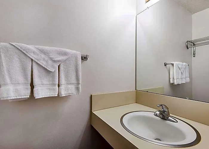 Studio Lodge Laramie Hotel